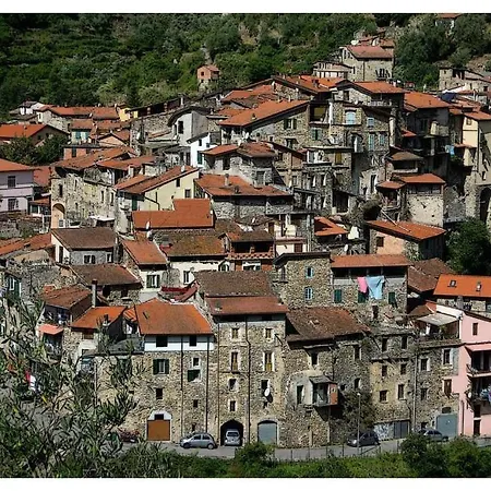 Casa Poetto Casa de Férias Rocchetta Nervina